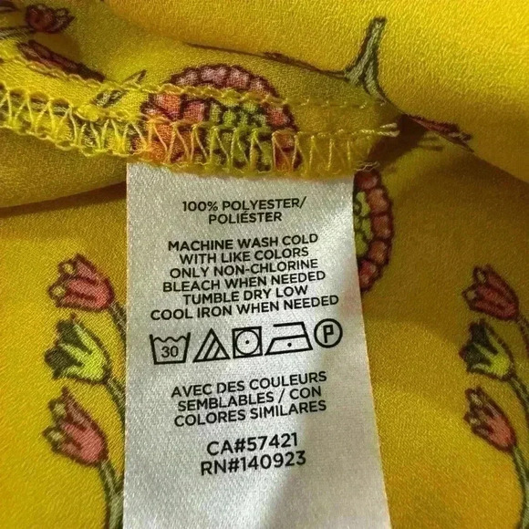 LOFT Peony Ruffle Split Neck Top - Med - Picture 3 of 4